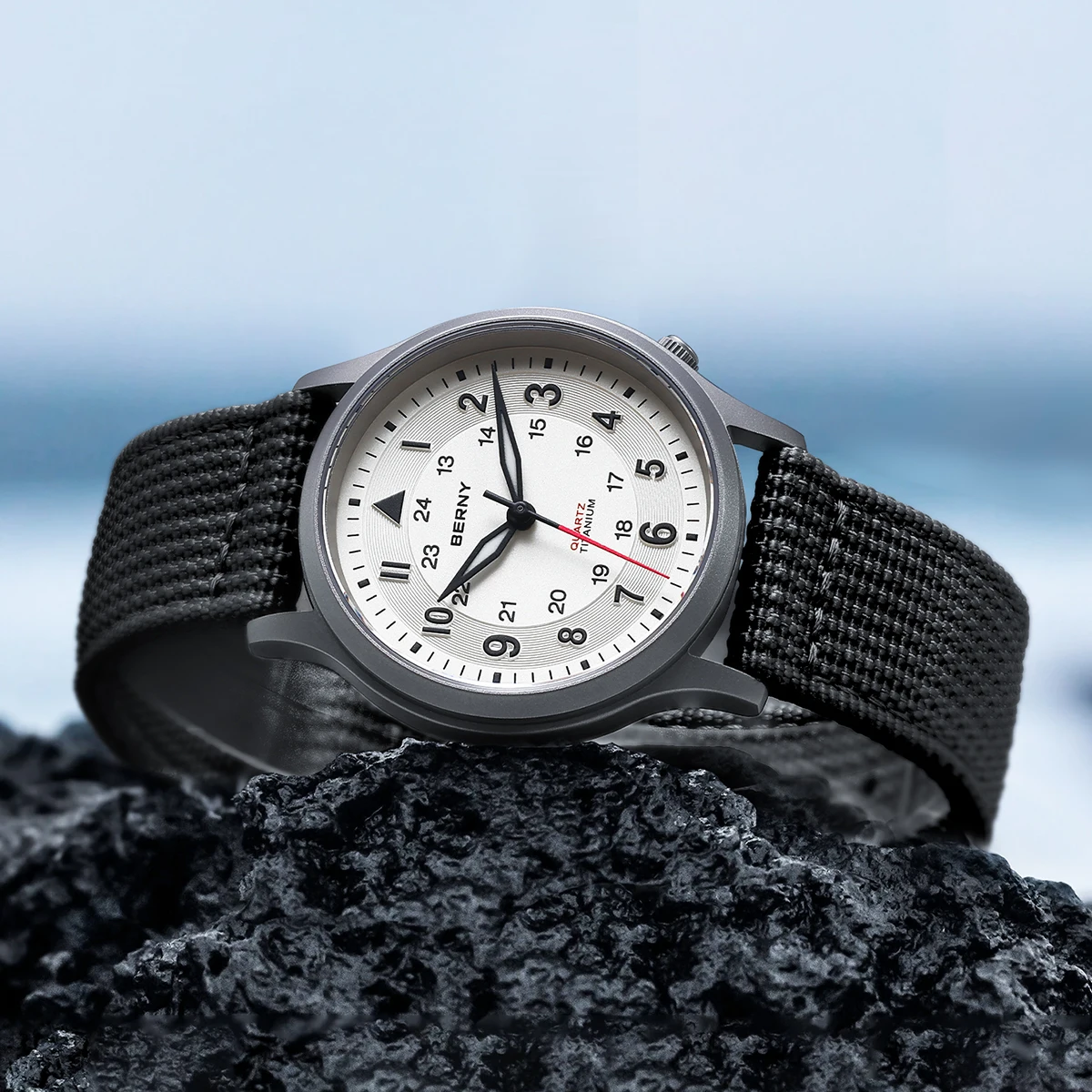 Мужские титановые часы BERNY,  – обзор и цена Solar Powered Watch