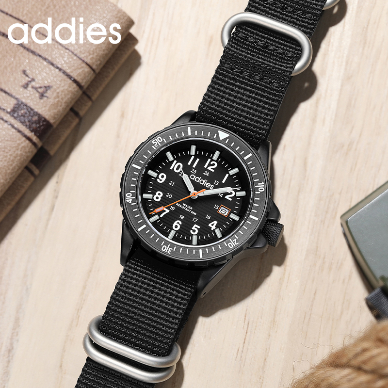 Новые мужские спортивные кварц – обзор и цена Solar Powered Watch